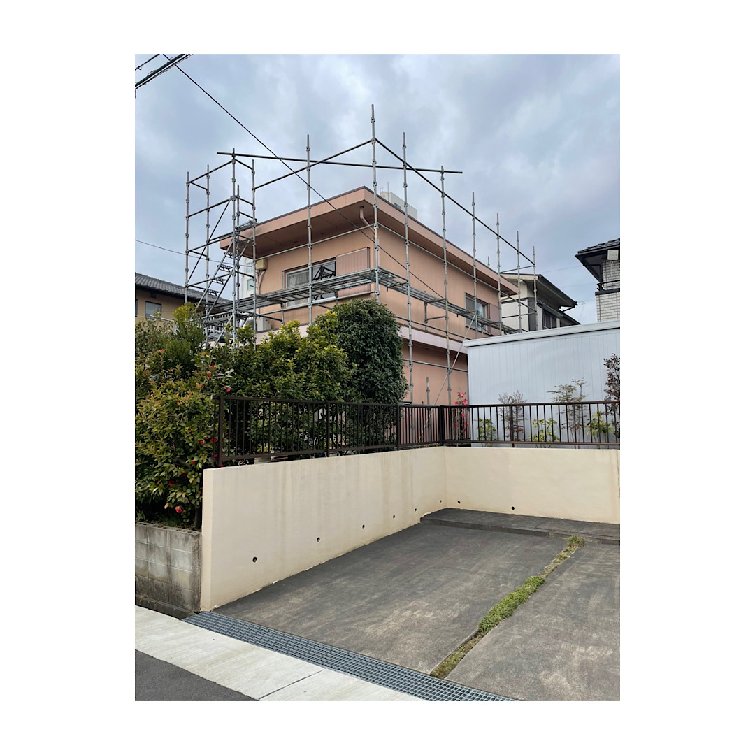 住宅の足場組み立て工事　戸建て外壁塗装工事シーリング工事 アイキャッチ画像