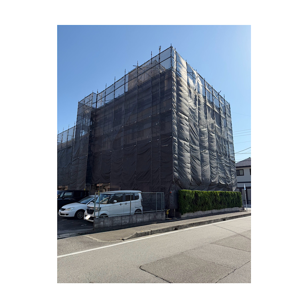 マンション足場組み立て工事 画像