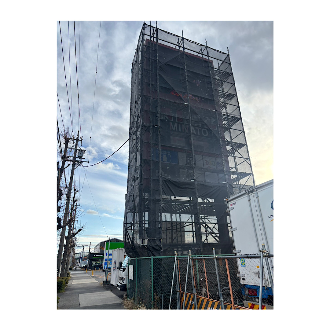 独立看板足場組み立て工事 画像