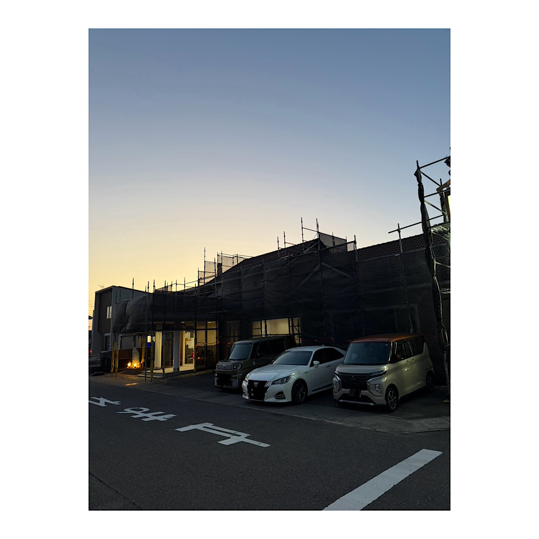 商業施設足場組み立て工事 画像