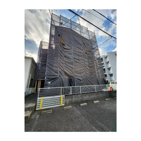 マンション足場工事　名張市マンション足場　くさび足場　足場手配無料