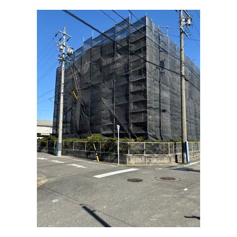 亀山市マンション足場工事