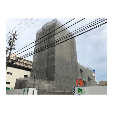 マンション足場工事　大型マンション外壁修繕工事