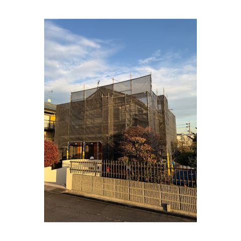 民家の足場組み立て工事