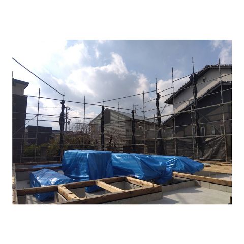 先行足場組み立て工事