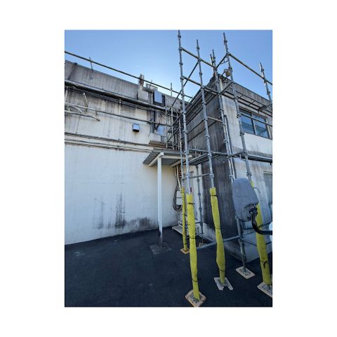 工場部分足場組み立て工事