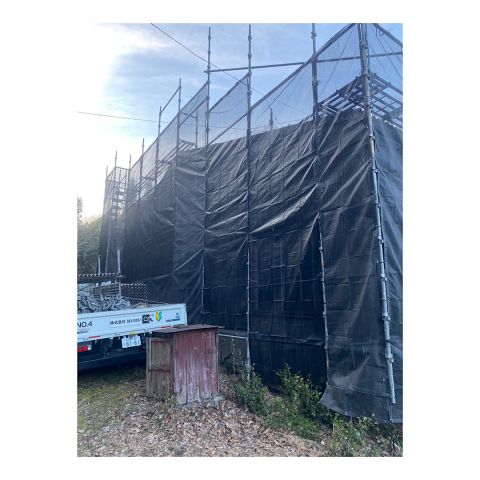 スレート倉庫足場組み立て工事