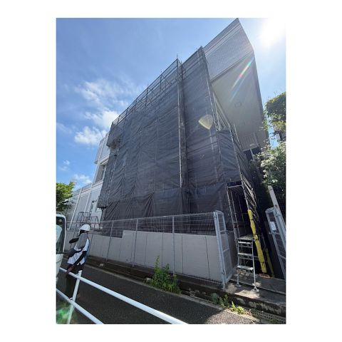 大学校舎足場組み立て工事