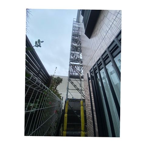 マンション足場組み立て工事